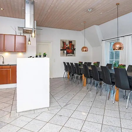 18 Person In Ulfborg-by Traum * Øby