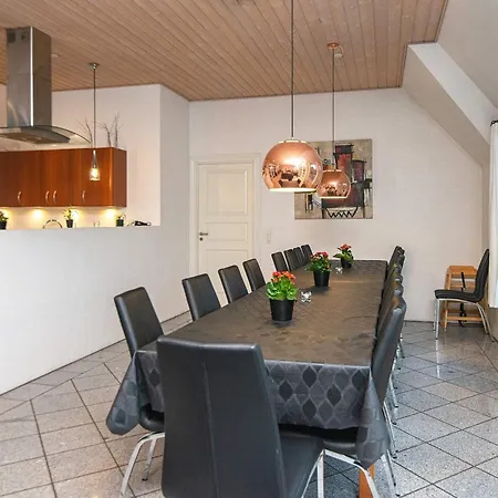 18 Person In Ulfborg-by Traum