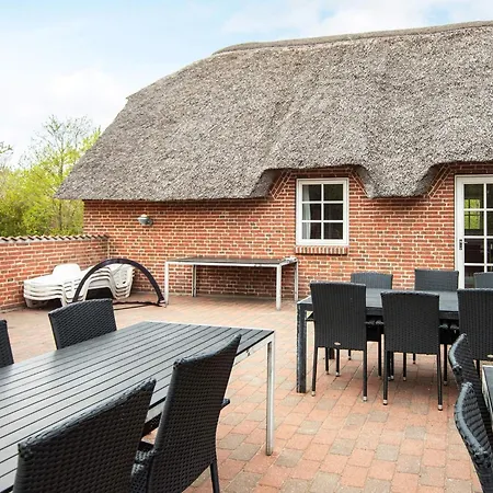 18 Person In Ulfborg-by Traum